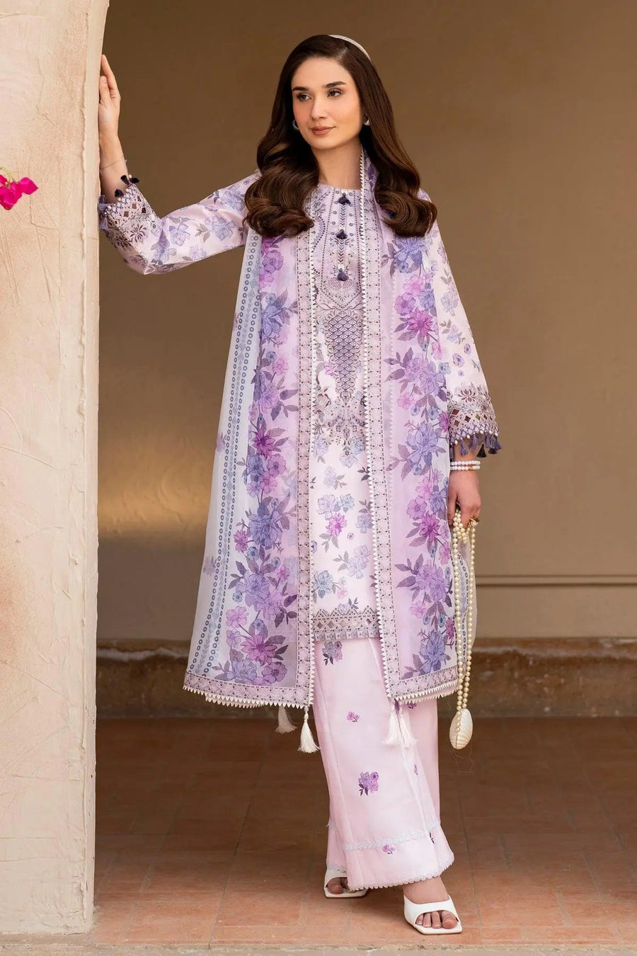Lavender Dream – Embroidered Floral Printed Lawn 3-Piece Festive Suit - Pehnaawaa