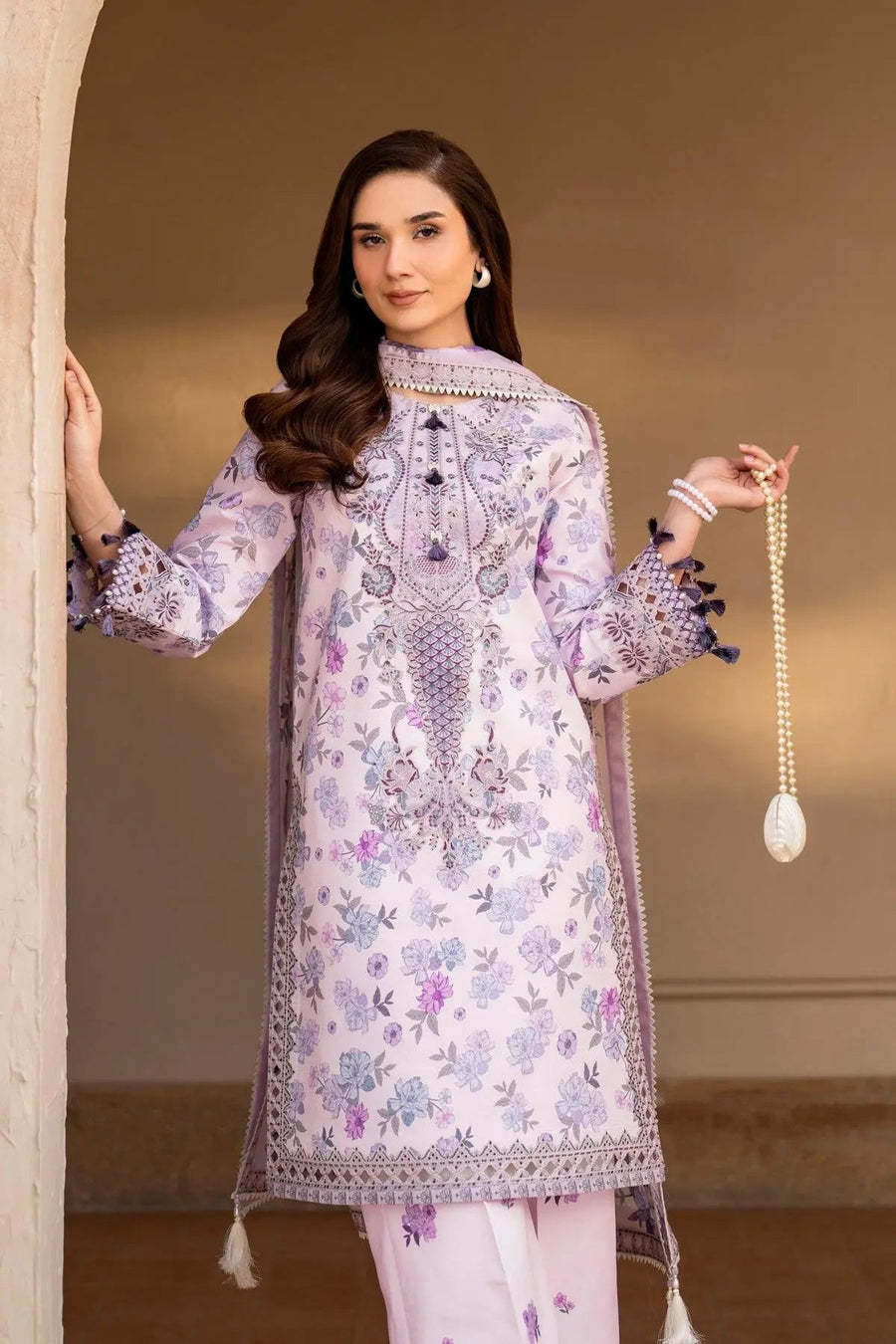 Lavender Dream – Embroidered Floral Printed Lawn 3-Piece Festive Suit - Pehnaawaa