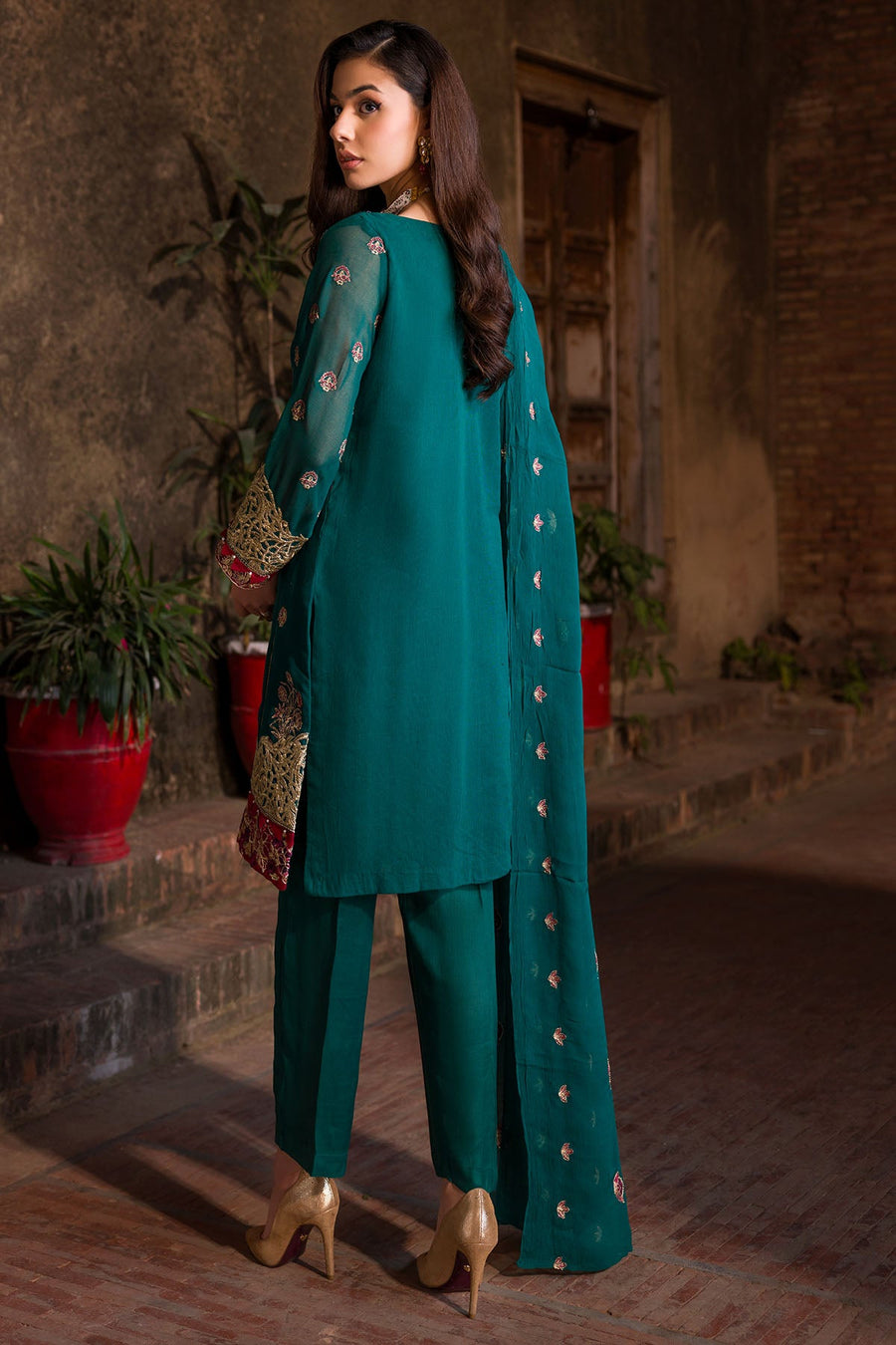 3572-DREAMLAND EMBROIDERED COTTON NET STITCHED