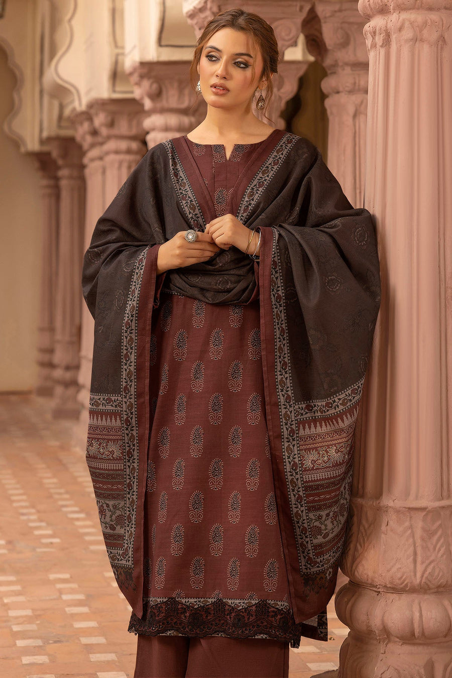Yumna Embroidered Khaddar 3-Piece Winter Suit | 5202