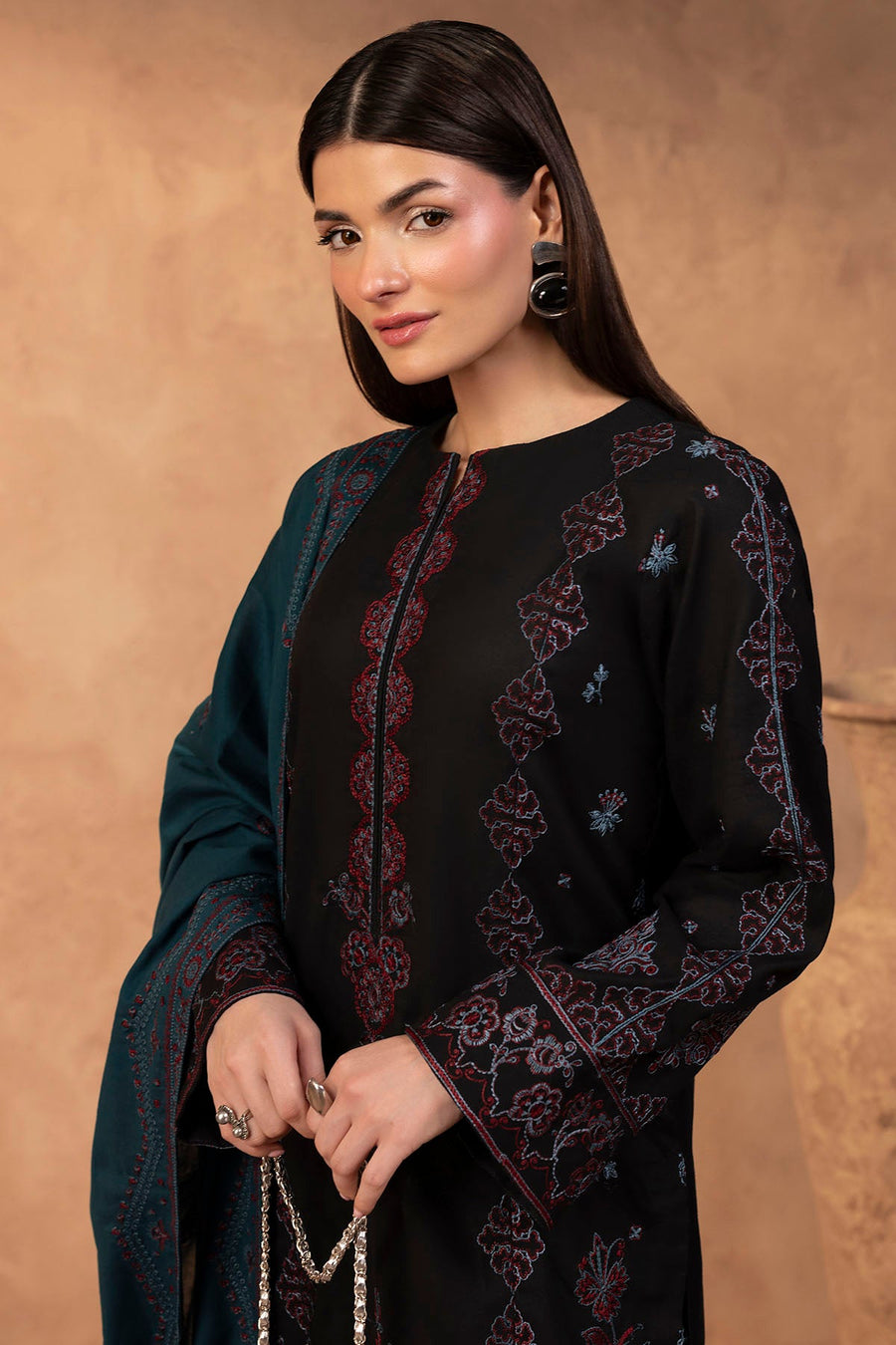 Sierra Embroidered Khaddar 3-Piece Winter Suit | 5680