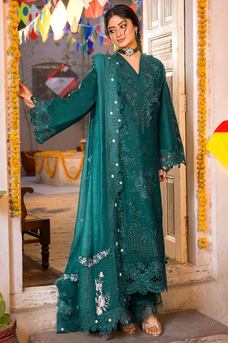 5926-HUES EMBROIDERED LAWN UNSTITCHED