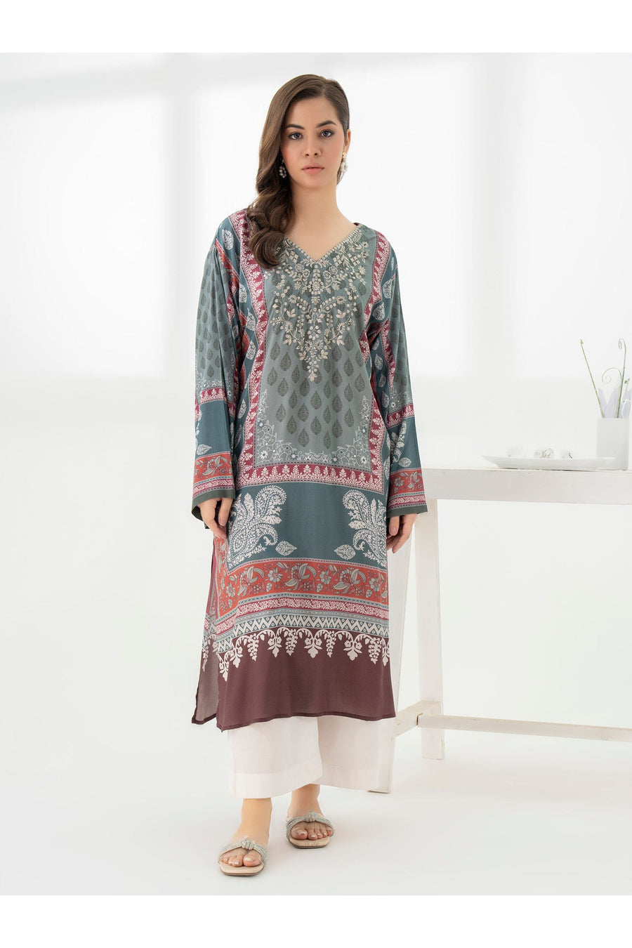 Embroidered Viscose Shirt for Everyday Style