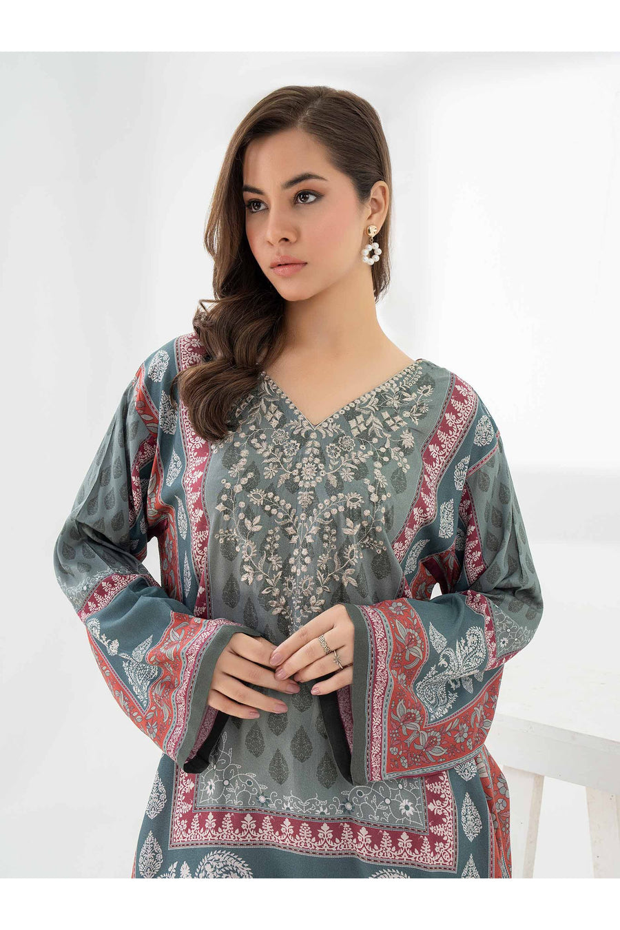 Embroidered Viscose Shirt for Everyday Style