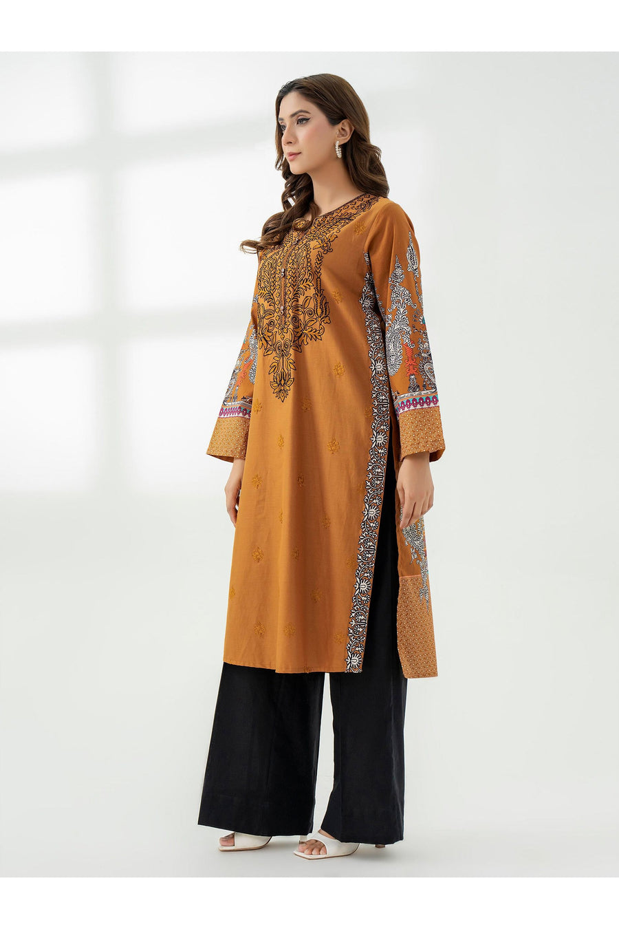 Embroidered Cotton Shirt for Everyday Style