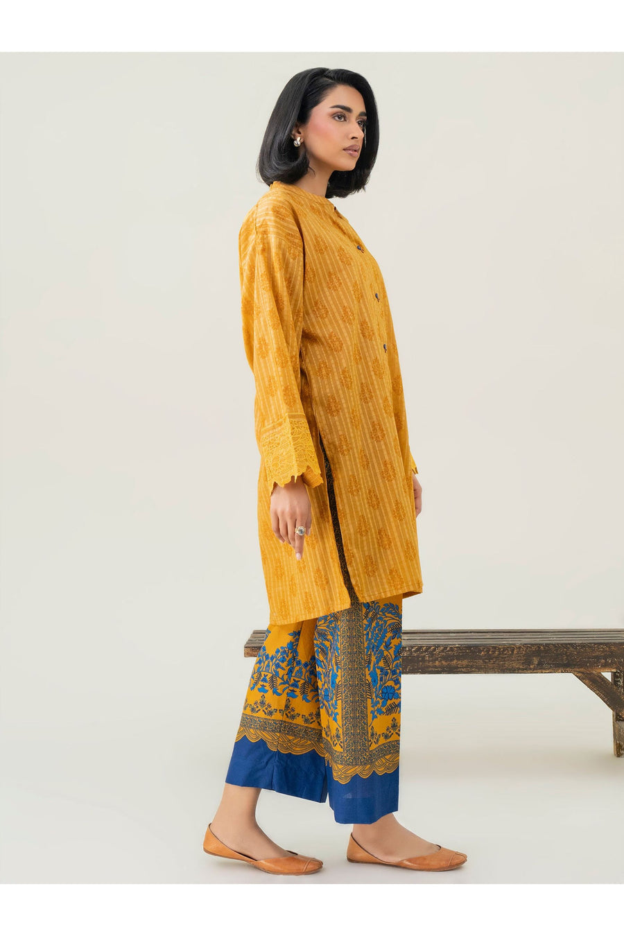 Embroidered 2 Piece Lawn Suit for Comfort