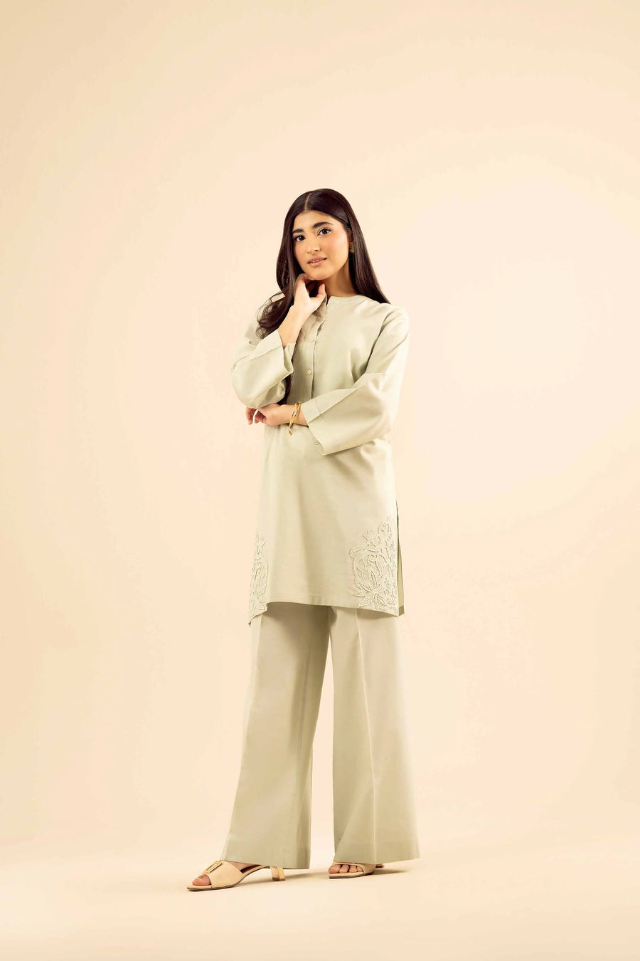 Chic 2-Piece Basic Suit for Effortless Everyday Style