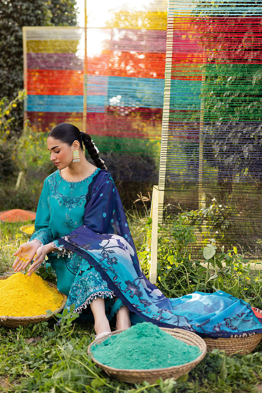 Turquoise Elegance Embroidered Lawn 3-Piece Suit with Digital Printed Silk Dupatta - Pehnaawaa