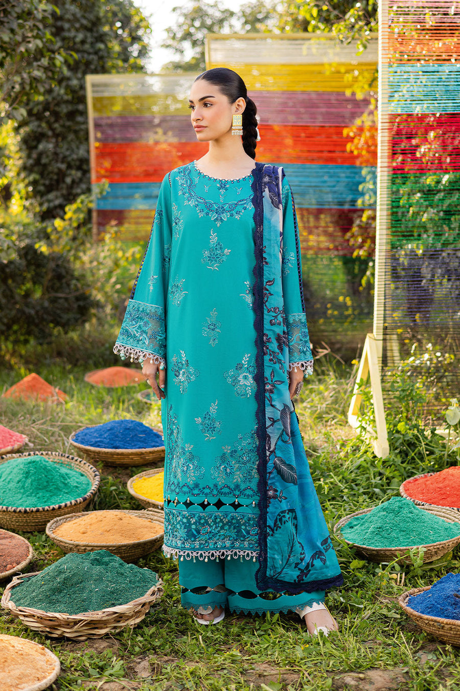 Turquoise Elegance Embroidered Lawn 3-Piece Suit with Digital Printed Silk Dupatta - Pehnaawaa