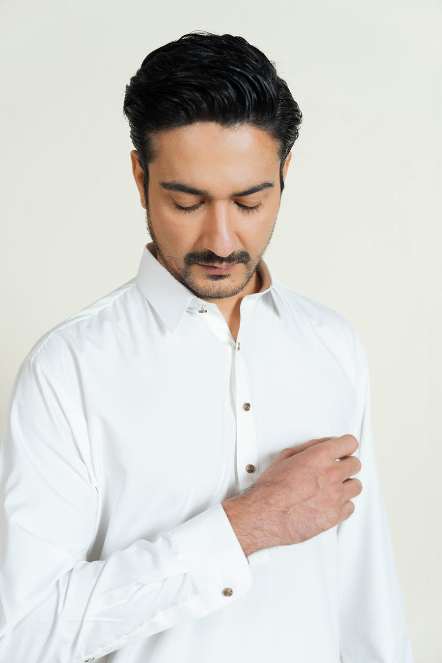 Off-White Cotton 2-Piece Kurta Set | Classic Collar