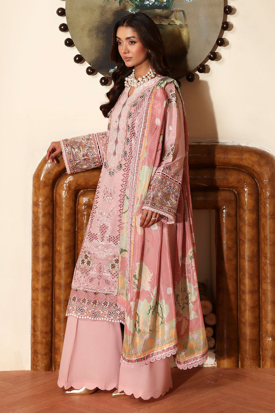 Blush Pearl Embroidered Lawn 3-Piece Suit with Digital Printed Silk Dupatt - Pehnaawaa