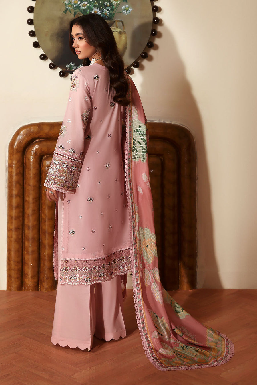 Blush Pearl Embroidered Lawn 3-Piece Suit with Digital Printed Silk Dupatt - Pehnaawaa
