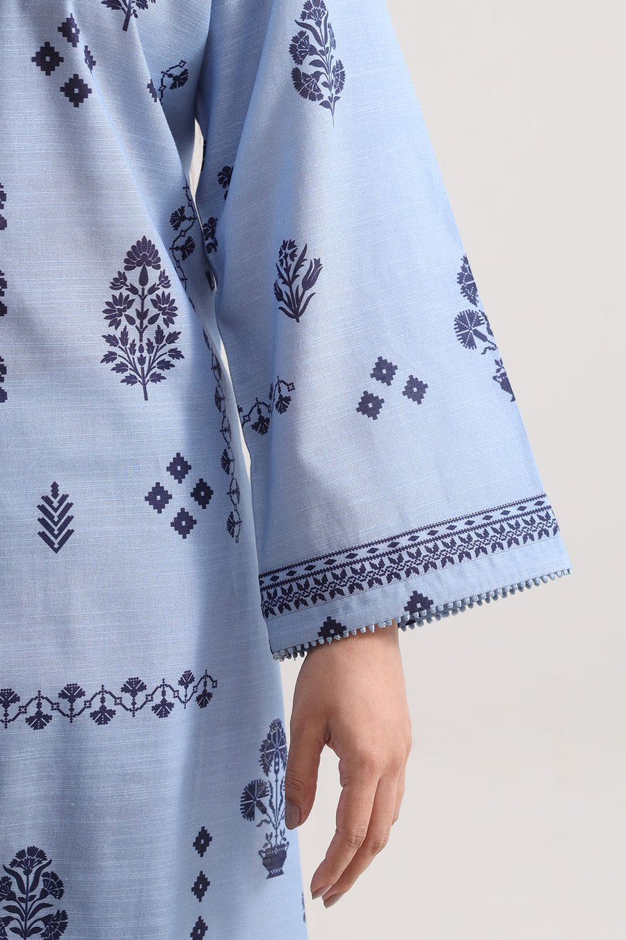 Printed Khaddar Stitched 3 Piece - Pehnaawaa