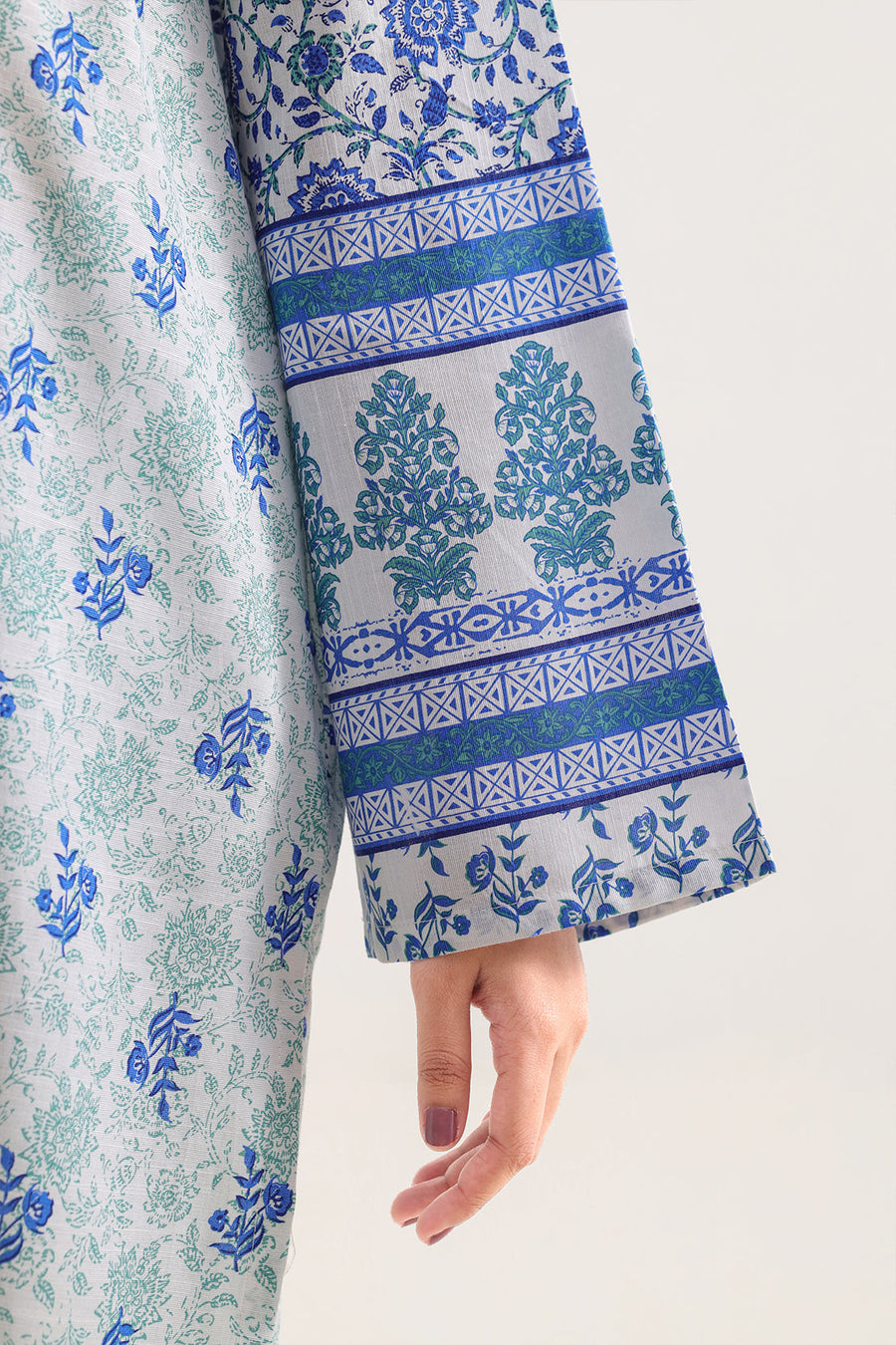Printed Khaddar Stitched Shirt - Pehnaawaa