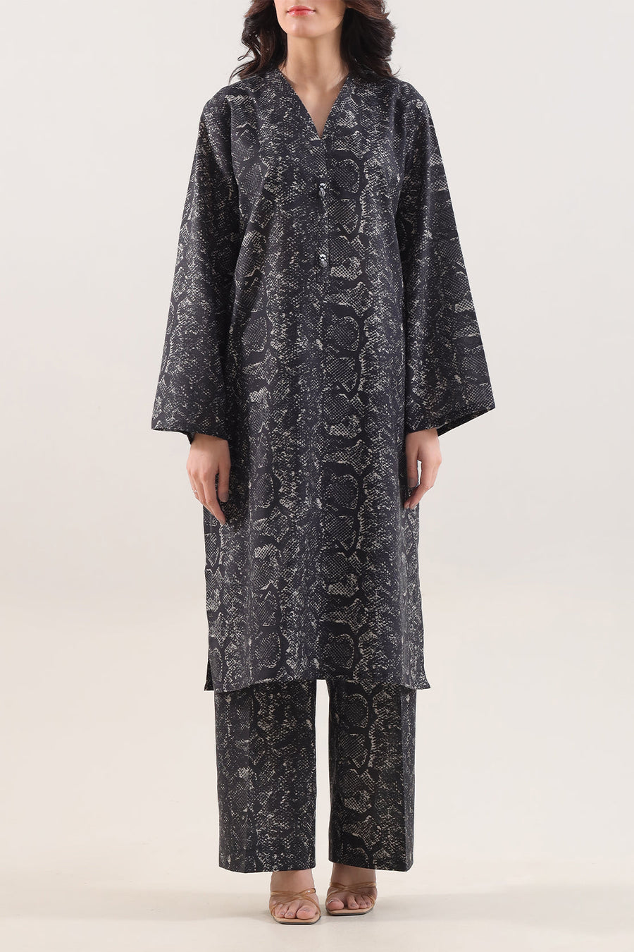 Printed Khaddar Stitched 2 Piece (Shirt/Trouser) - Pehnaawaa