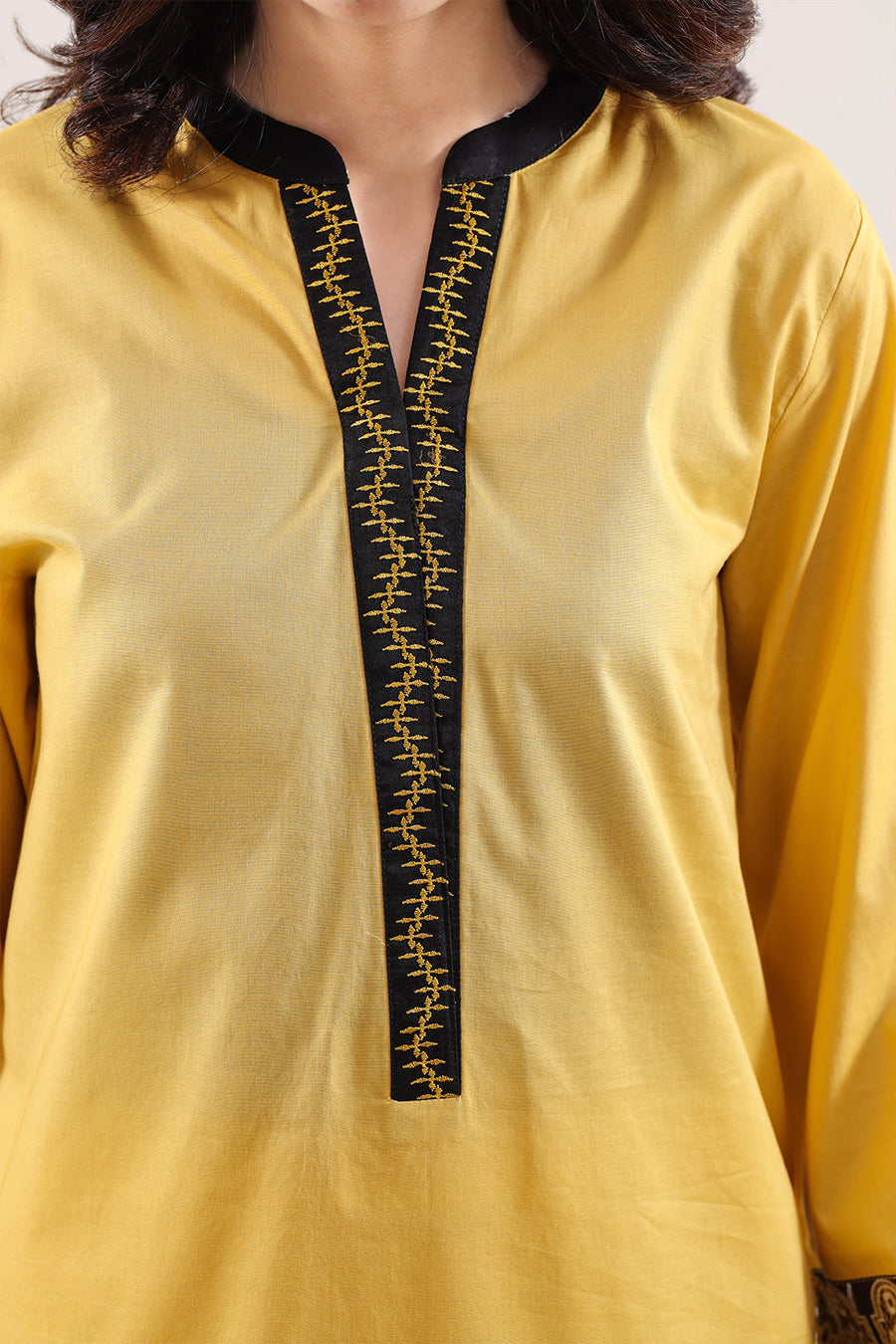 Solid Embroidered Cotton Stitched 3 Piece - Pehnaawaa