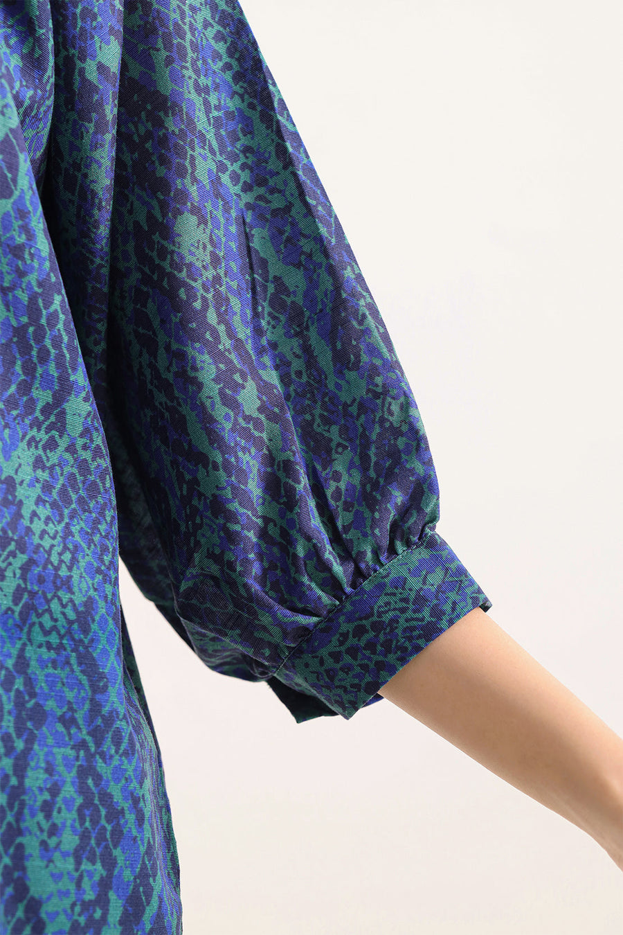 Printed Khaddar Stitched 2 Piece (Shirt/Trouser) - Pehnaawaa