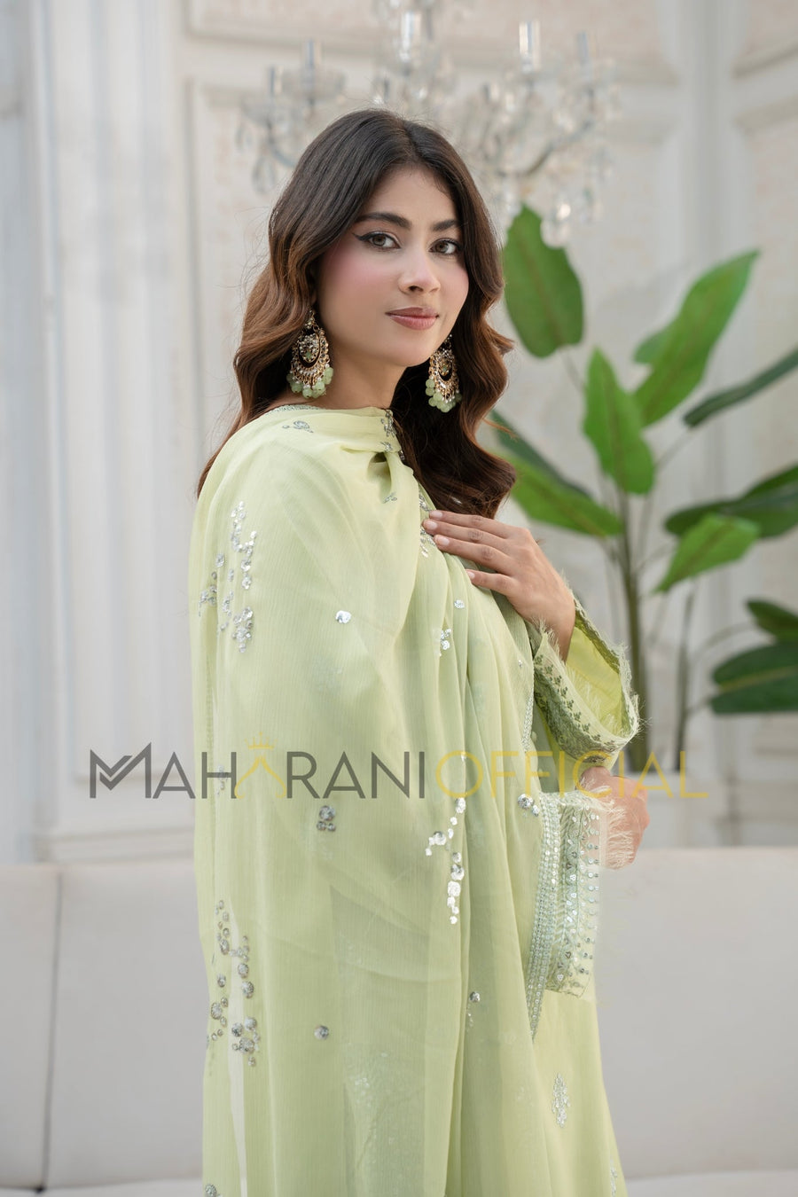 Noor e eid Pista 3 piece Embroidered Stitched suit