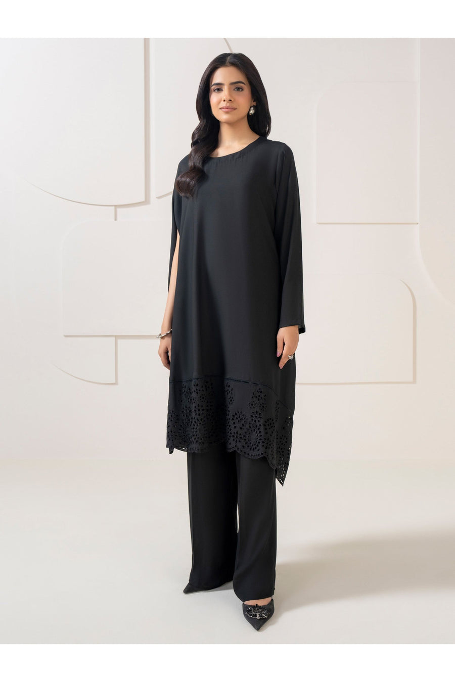 Summer Grip Shirt with Stylish Embroidery