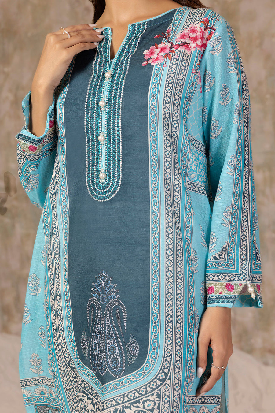 Khaddar Heritage Handwoven Embroidered Kurta