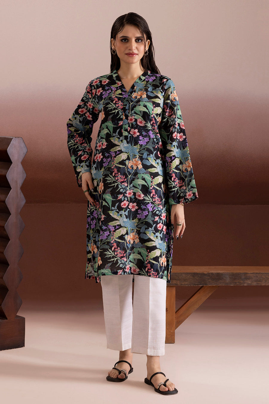 Black Floral Khaddar 1-Piece Kurta | Botanical Print