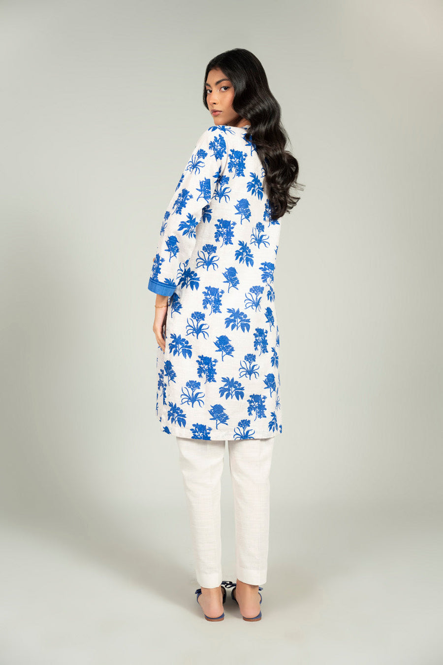 Khaddar Printed Shirt Elegant Everyday Wear - Pehnaawaa