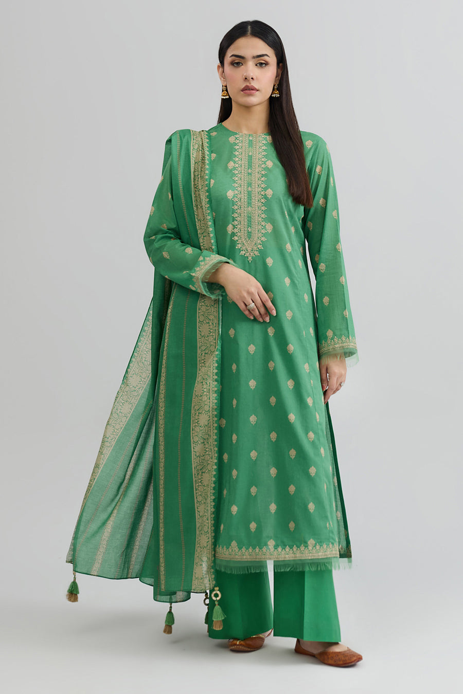 LAWN | EMBROIDERED - Pehnaawaa