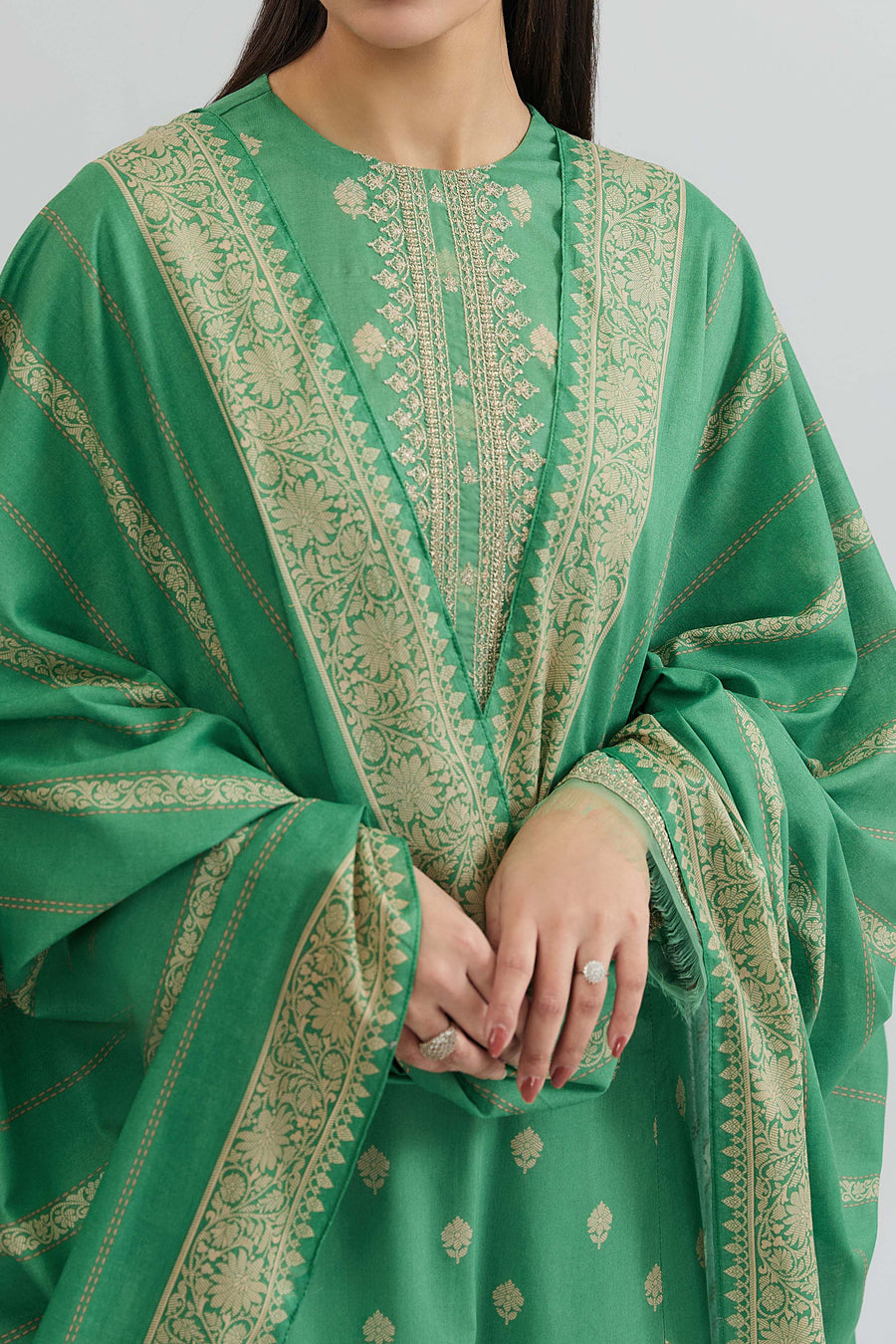 LAWN | EMBROIDERED - Pehnaawaa