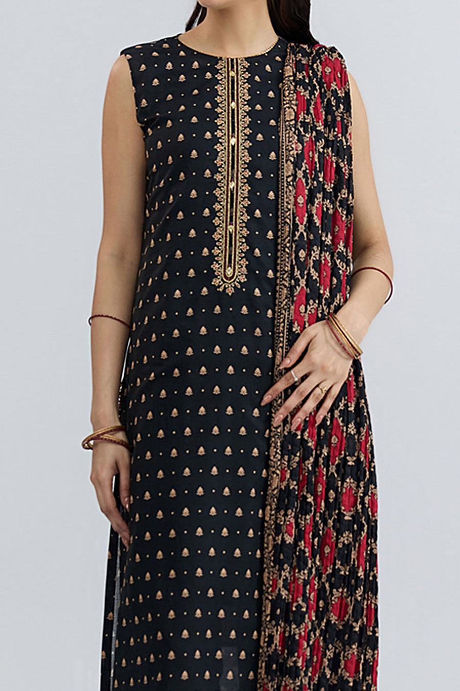 LAWN | EMBROIDERED - Pehnaawaa