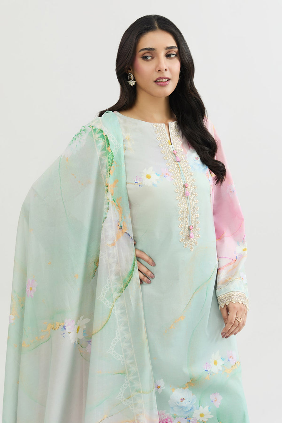 LAWN | EMBROIDERED - Pehnaawaa