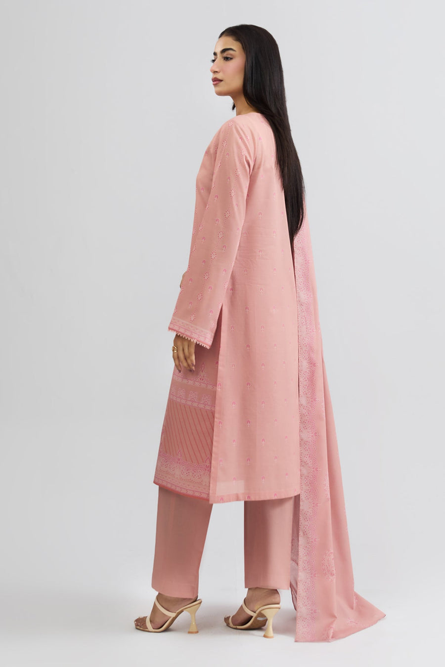 LAWN | EMBROIDERED - Pehnaawaa