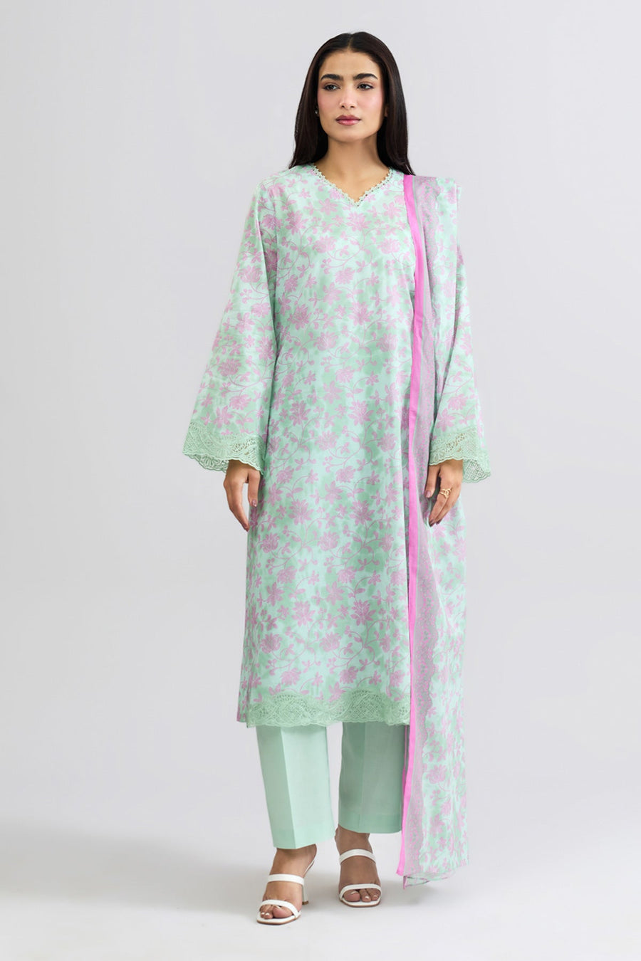 LAWN | EMBROIDERED - Pehnaawaa