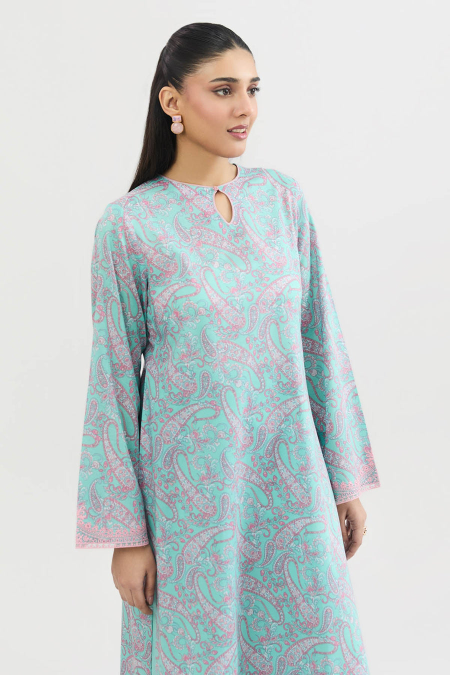 LAWN | EMBROIDERED - Pehnaawaa
