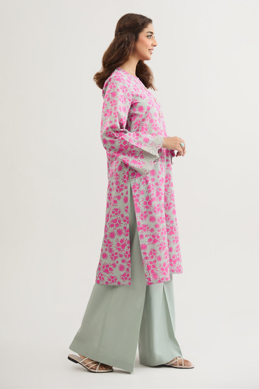 LAWN | EMBROIDERED - Pehnaawaa