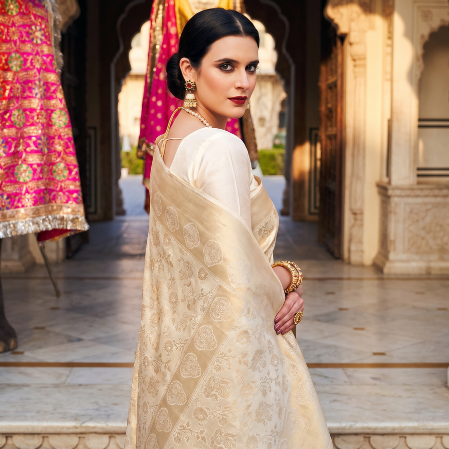White Gold Woven Kanjivaram Saree - Special Wedding Edition - Pehnaawaa