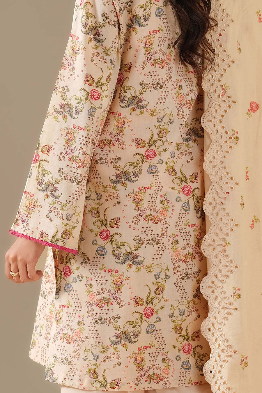 LAWN | EMBROIDERED - Pehnaawaa