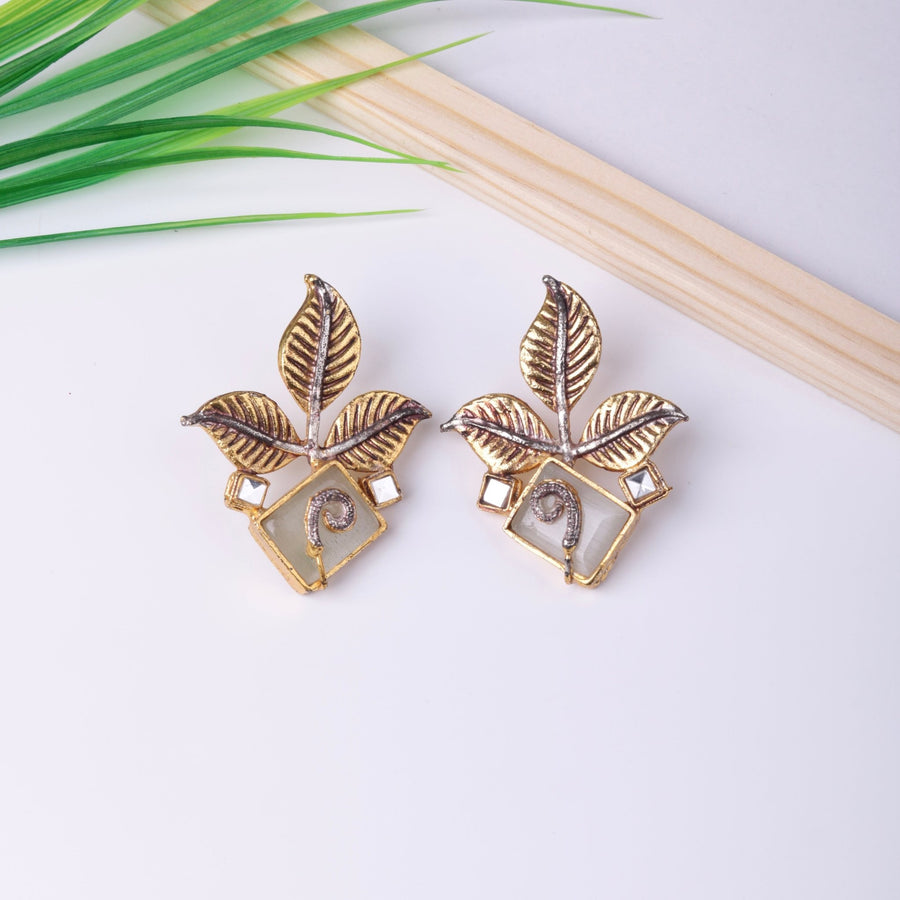 Designer's Leaf Studs - Pehnaawaa