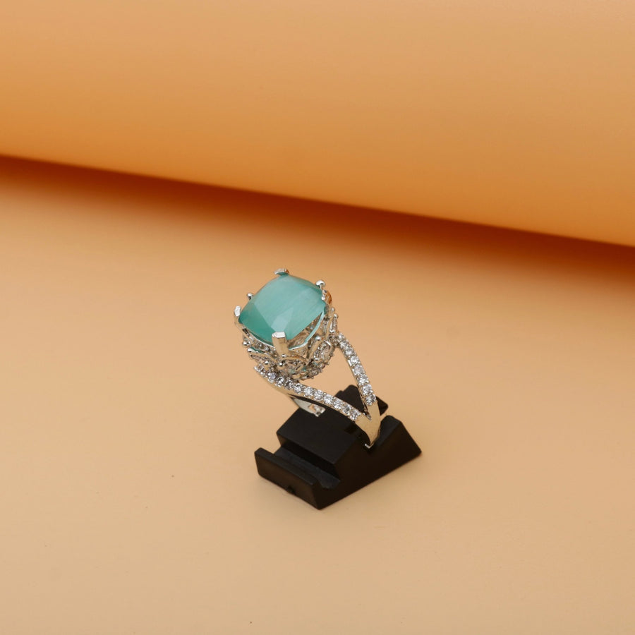 Diamonds Crystals Ring - Pehnaawaa