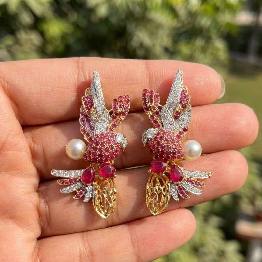 Elegant Parrot Earring - Pehnaawaa