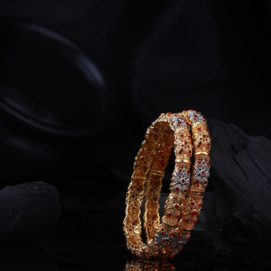 Noor - e - Riwaaj Pair Bangle - Pehnaawaa
