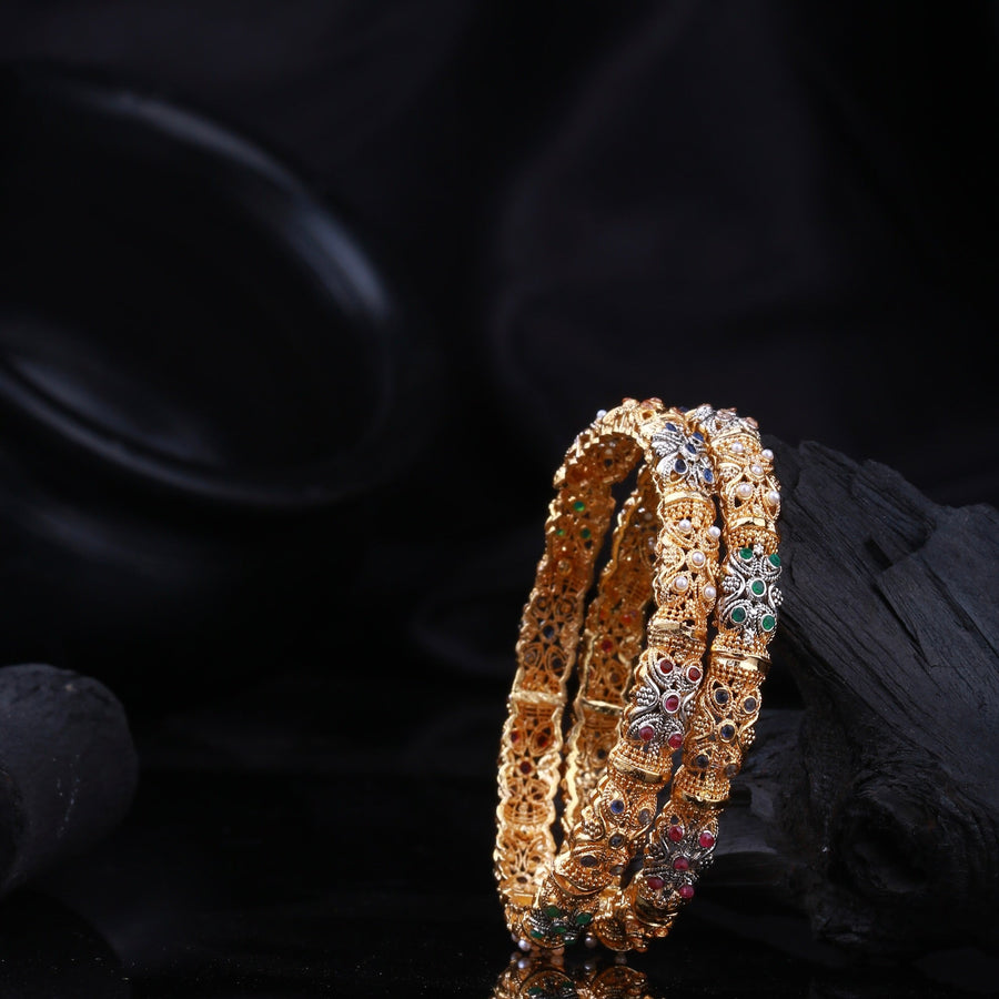 Noor - e - Riwaaj Pair Bangle - Pehnaawaa