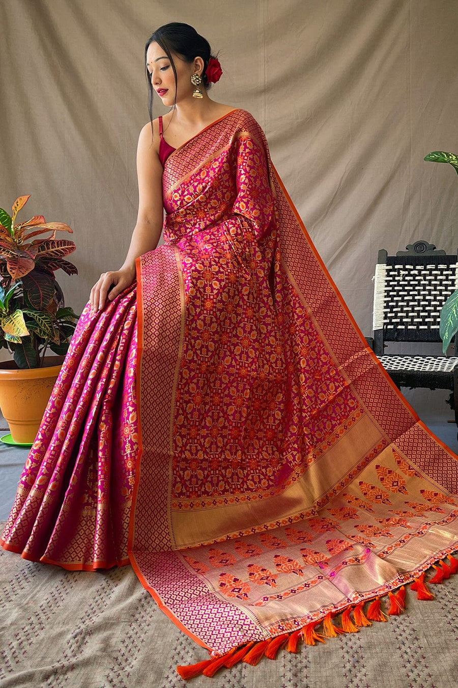 Magenta Pink Patola Saree - Pehnaawaa