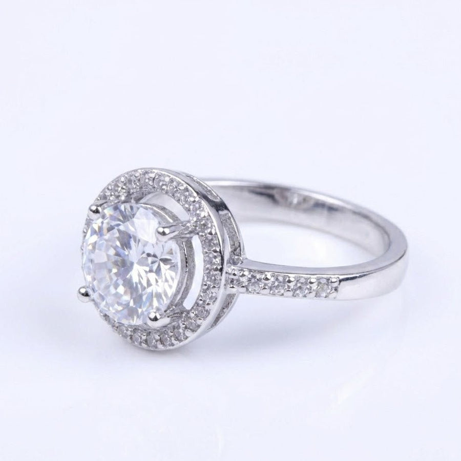 PLATINUM ROUND DIAMOND RING - Pehnaawaa