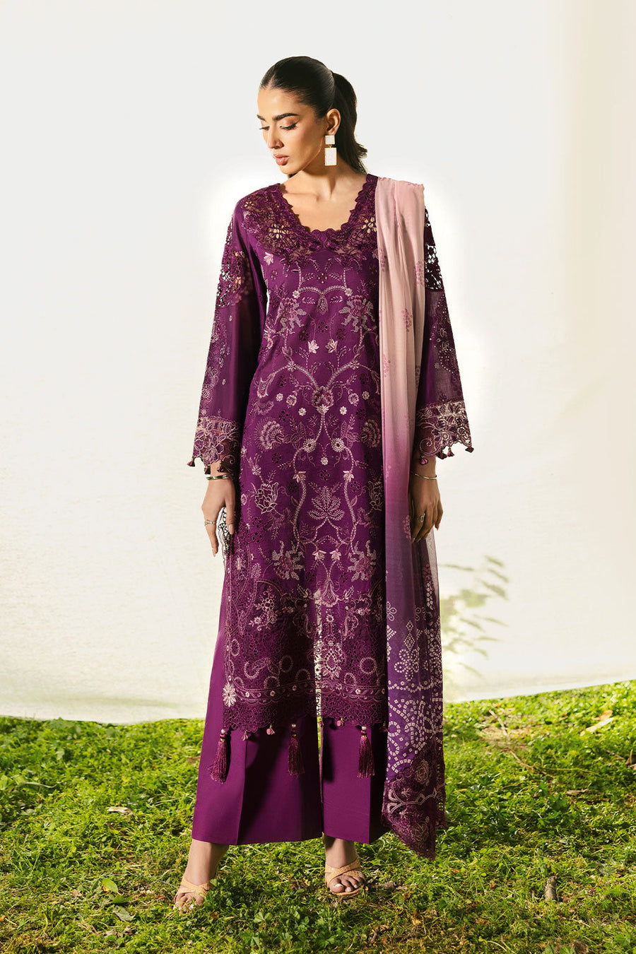 Royal Amethyst Embroidered Lawn 3-Piece Suit with Digital Printed Silk Dupatta - Pehnaawaa