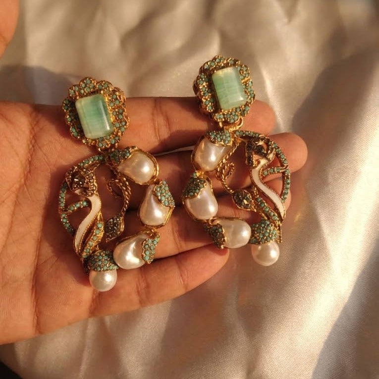 Royal Heirloom Earrings - Pehnaawaa