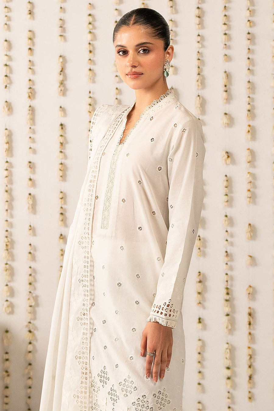 INTRICATE CHARM-2PC (SHIRT & DUPATTA) - Pehnaawaa