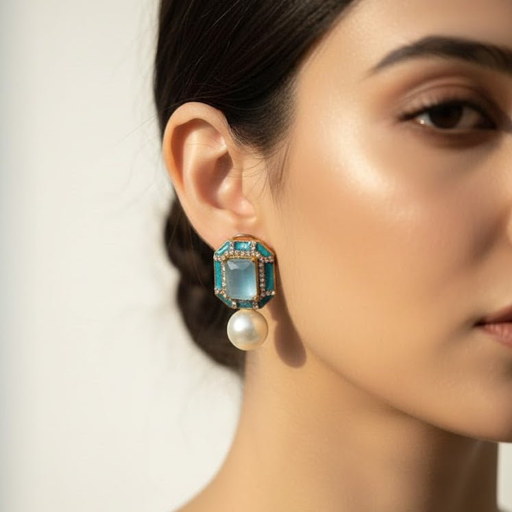 Sadaf Glow Studs - Pehnaawaa