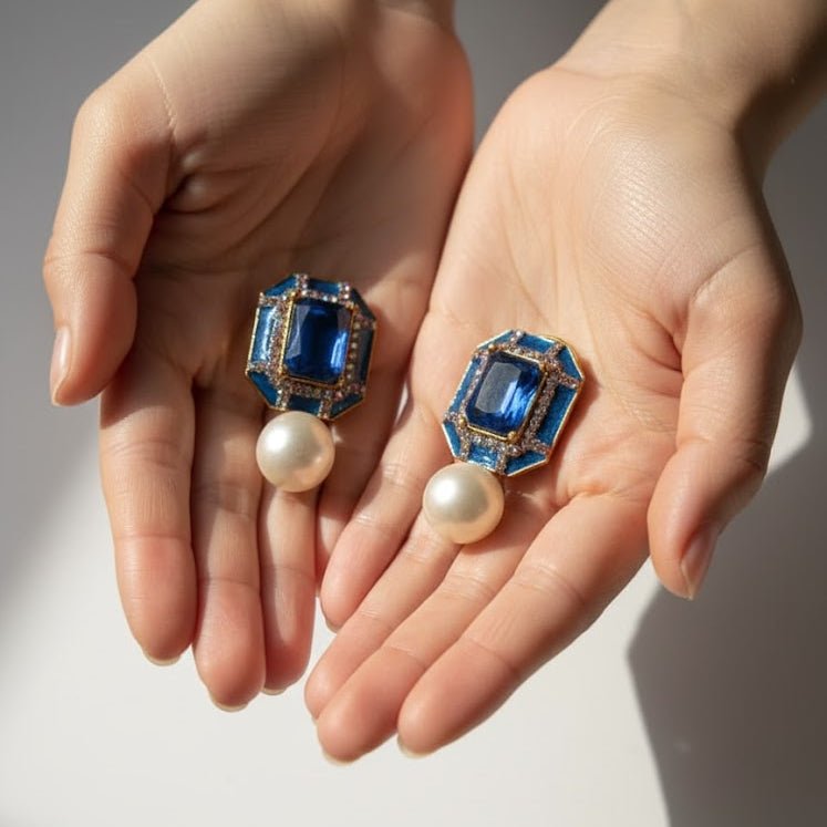 Sadaf Glow Studs - Pehnaawaa