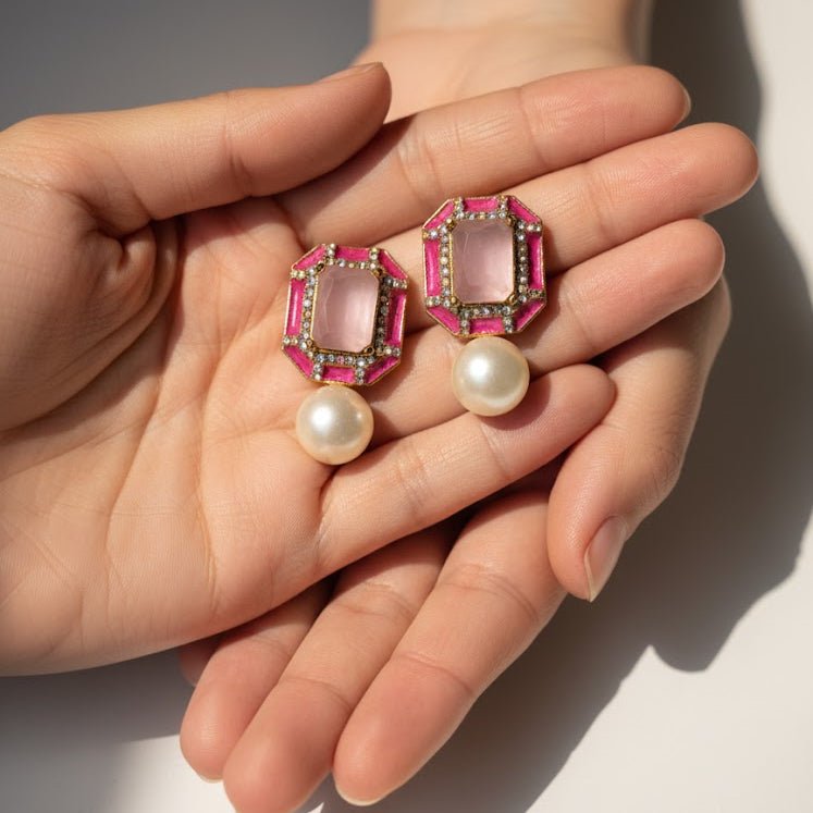 Sadaf Glow Studs - Pehnaawaa
