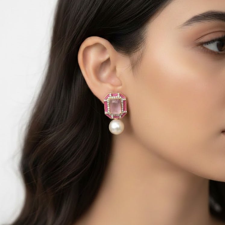 Sadaf Glow Studs - Pehnaawaa